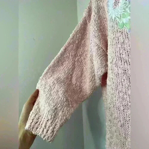 Vintage Paris Sports Club Prep Light Pink Knit Floral Embroidered Sweater Small - Picture 8 of 11